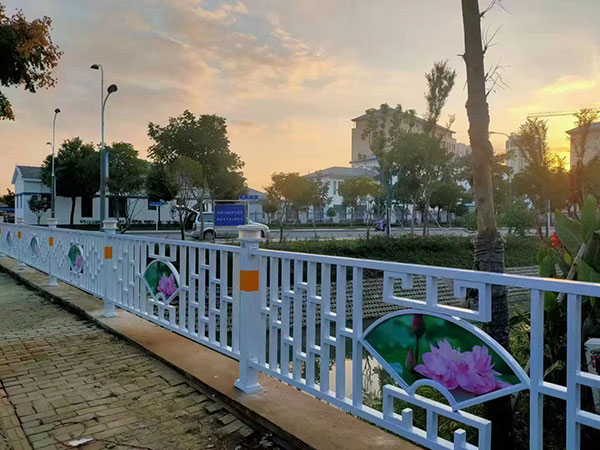 市政道路護(hù)欄